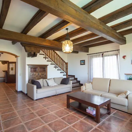Casa De Lujo En Torre Valentina