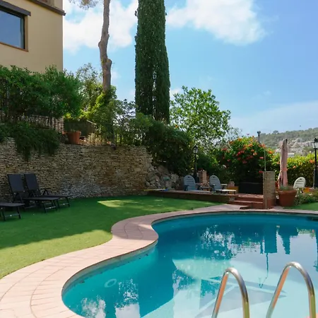 Casa De Lujo En Torre Valentina Holiday home