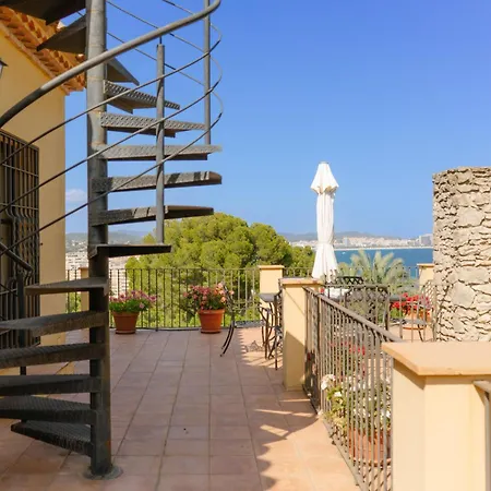 Hébergement de vacances Casa De Lujo En Torre Valentina *
